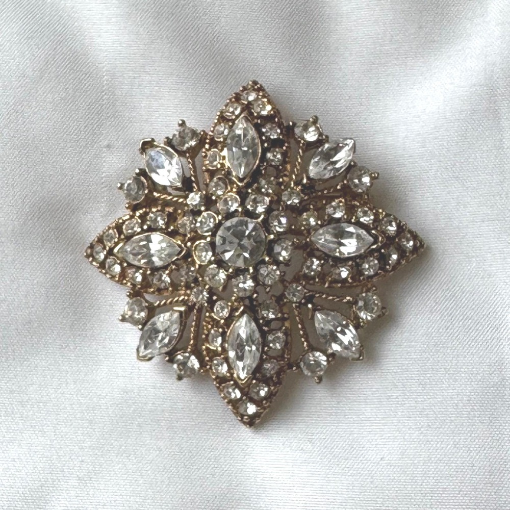 Vintage style Rhinestone brooch gold tone clear crystals